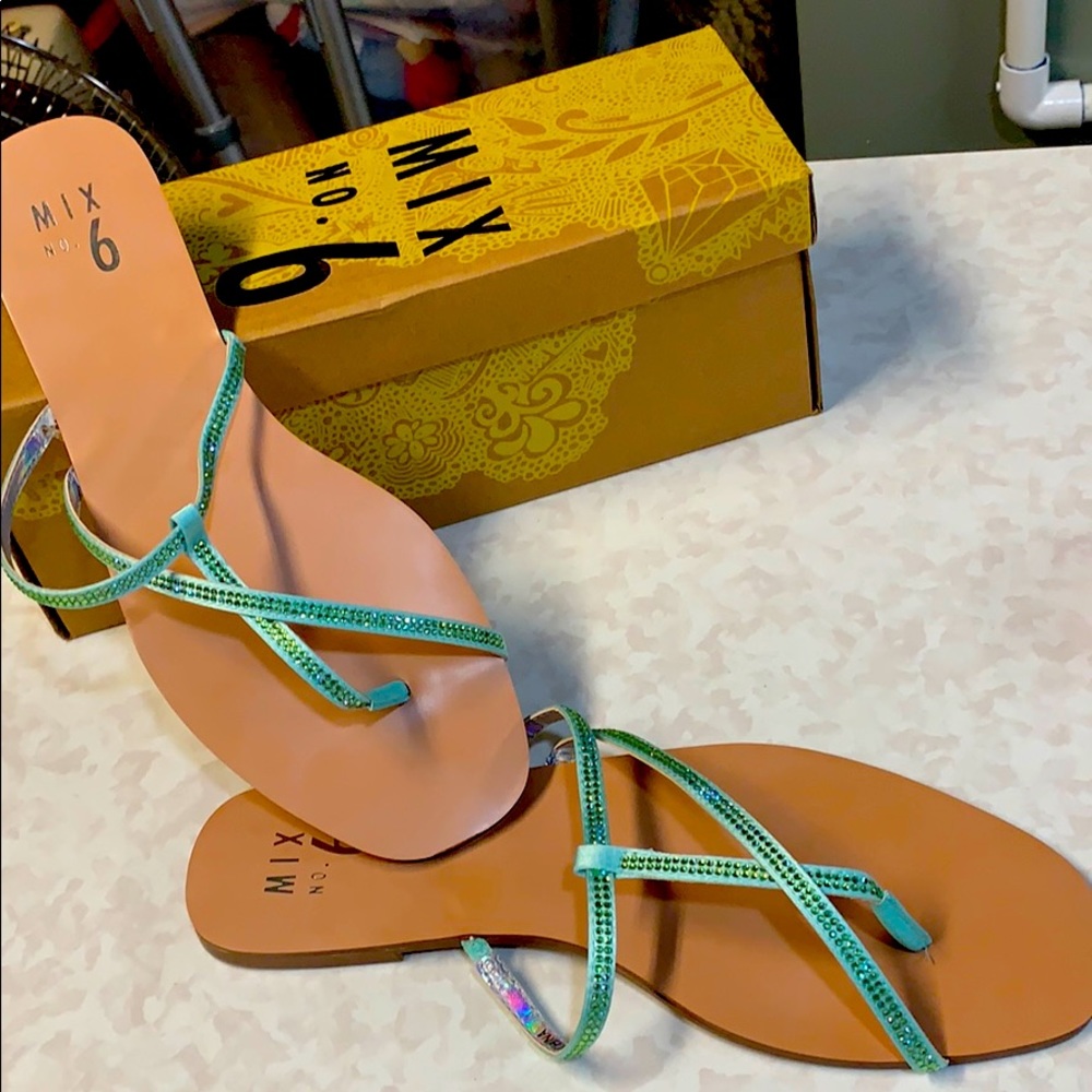 CUTE SANDALS